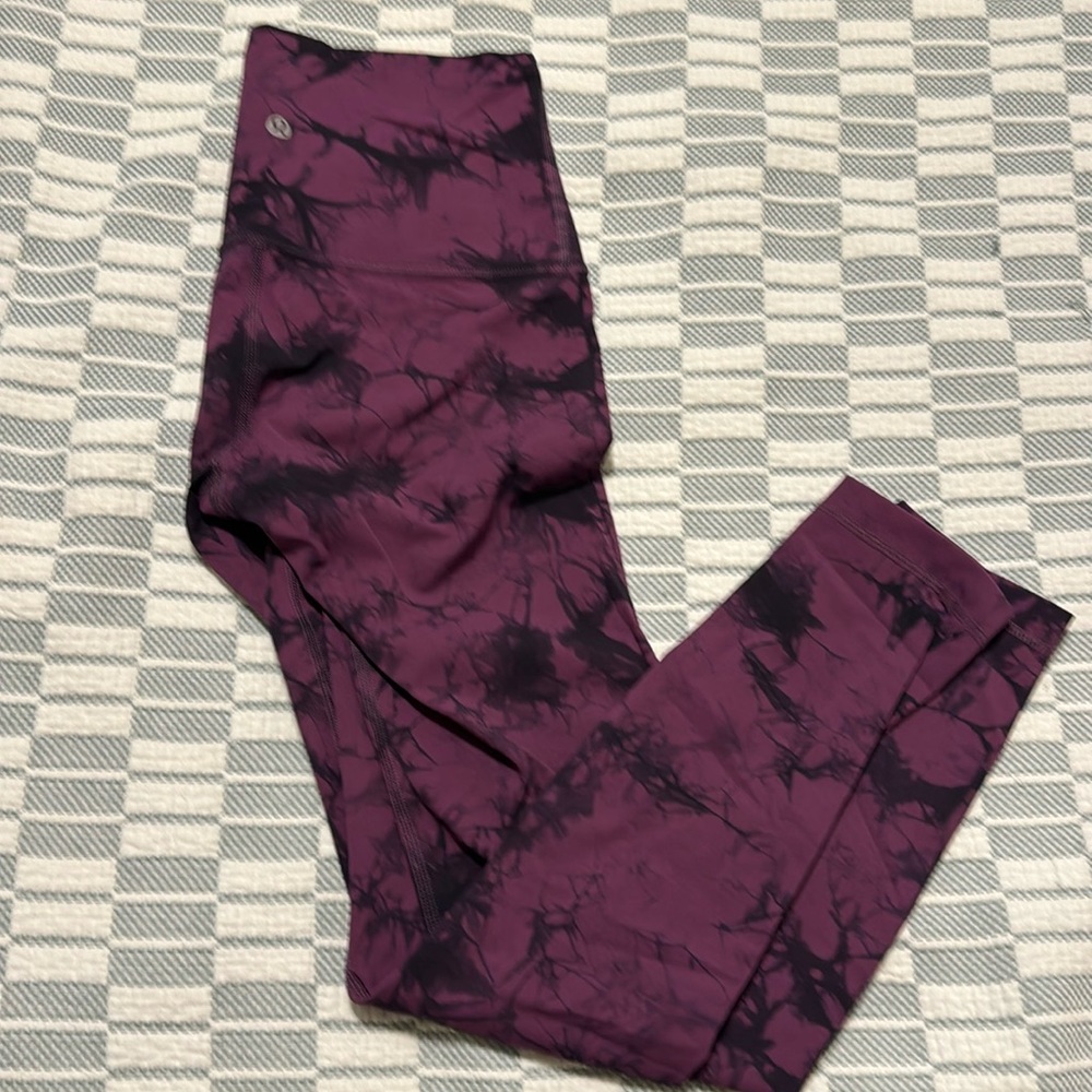 Lululemon leggings size 4